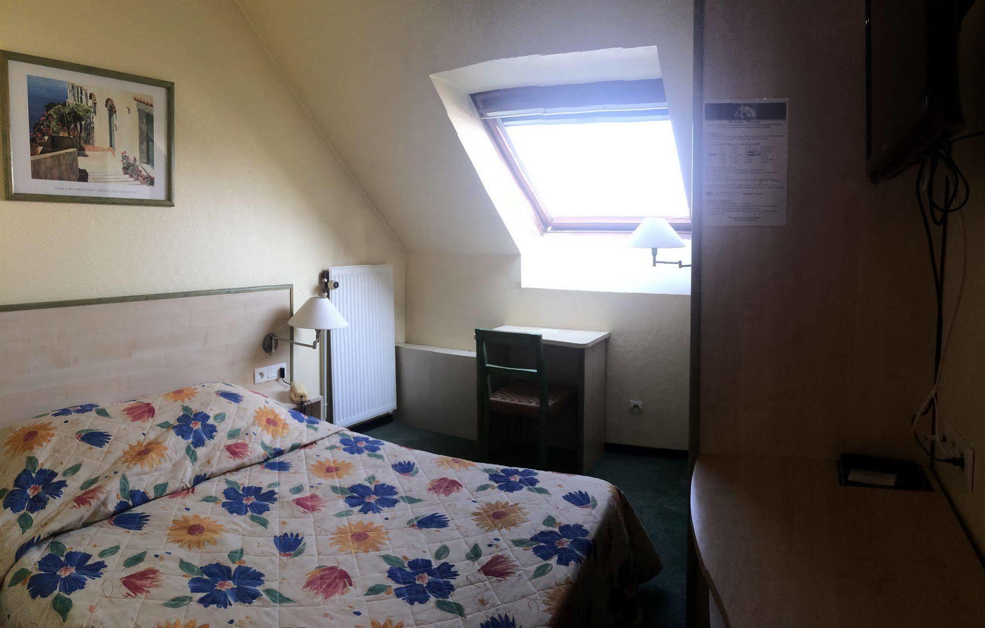Hotel Arc En Ciel สตราสบูร์ก ภายนอก รูปภาพ